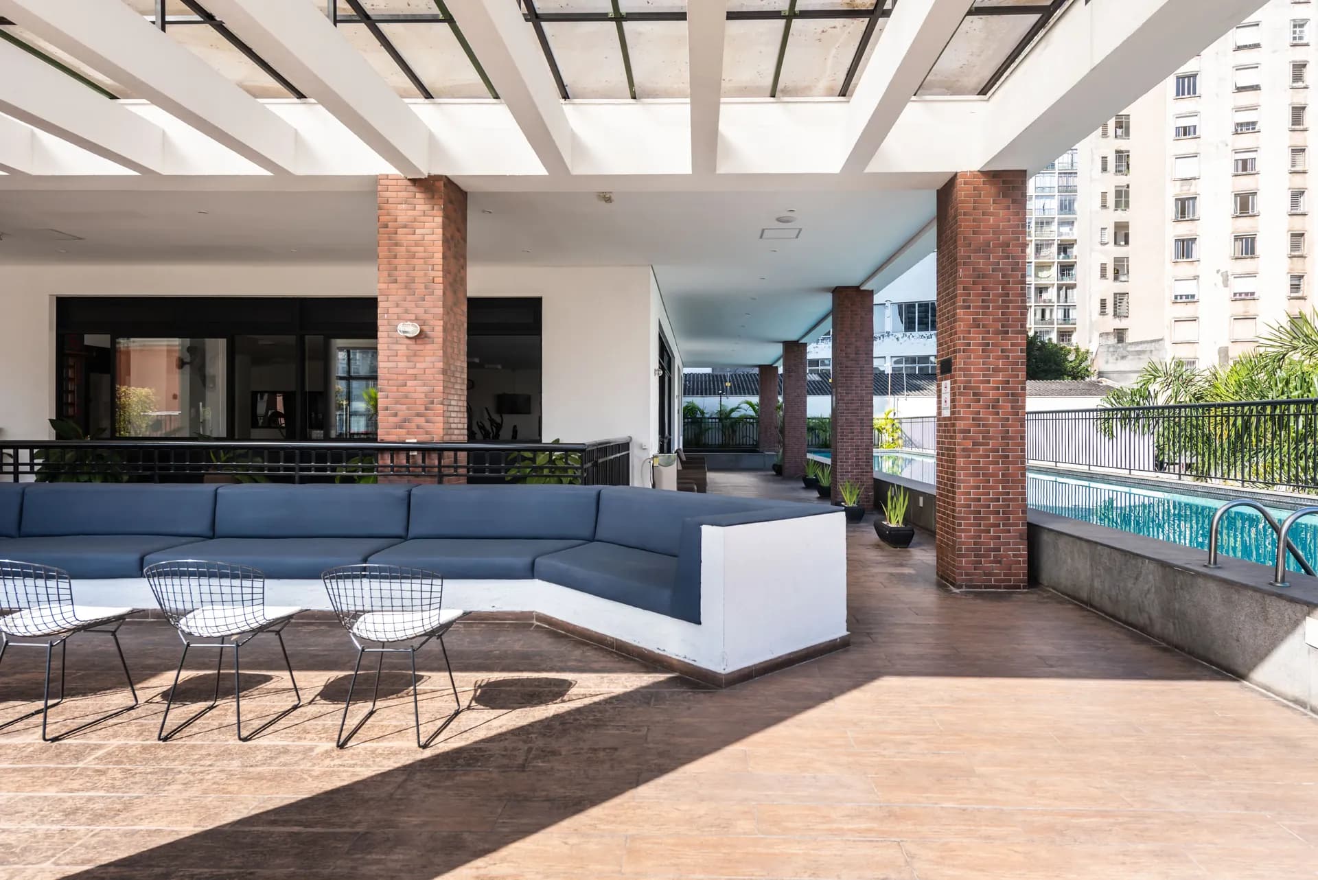 Piscina com deck - Setin São João