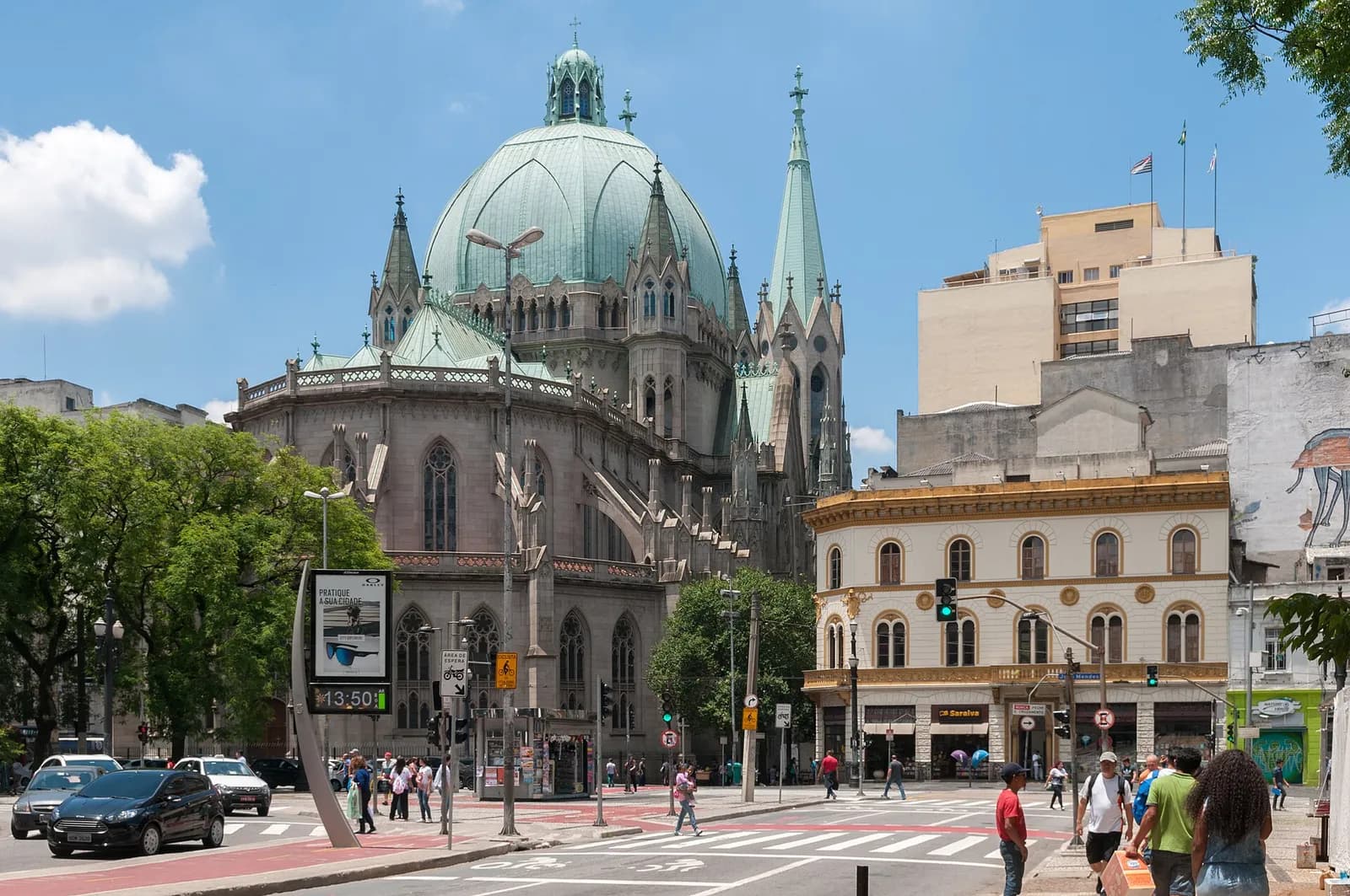 Catedral da Sé, no Centro Histórico de São Paulo